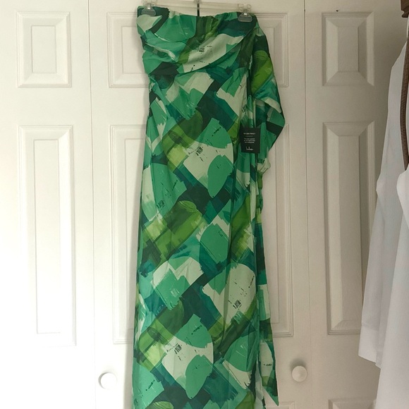 💚Lulu’s Iconic Presence Green Abstract Satin One Shoulder Mini Dress💚 - Picture 6 of 6